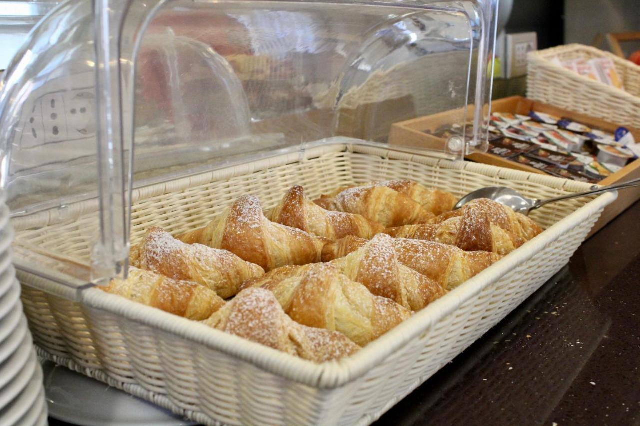Hotel Adigrat Riccione Ngoại thất bức ảnh