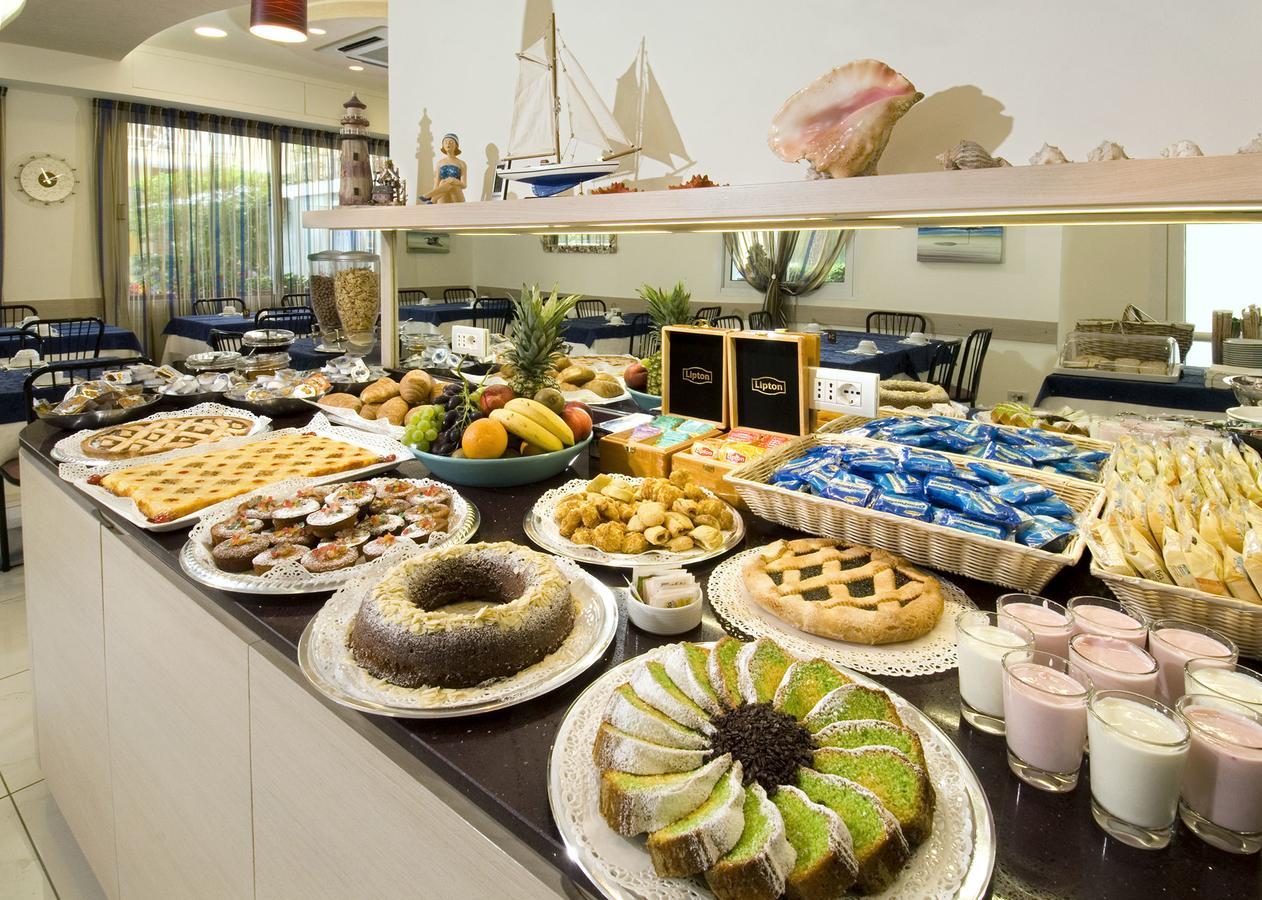 Hotel Adigrat Riccione Ngoại thất bức ảnh