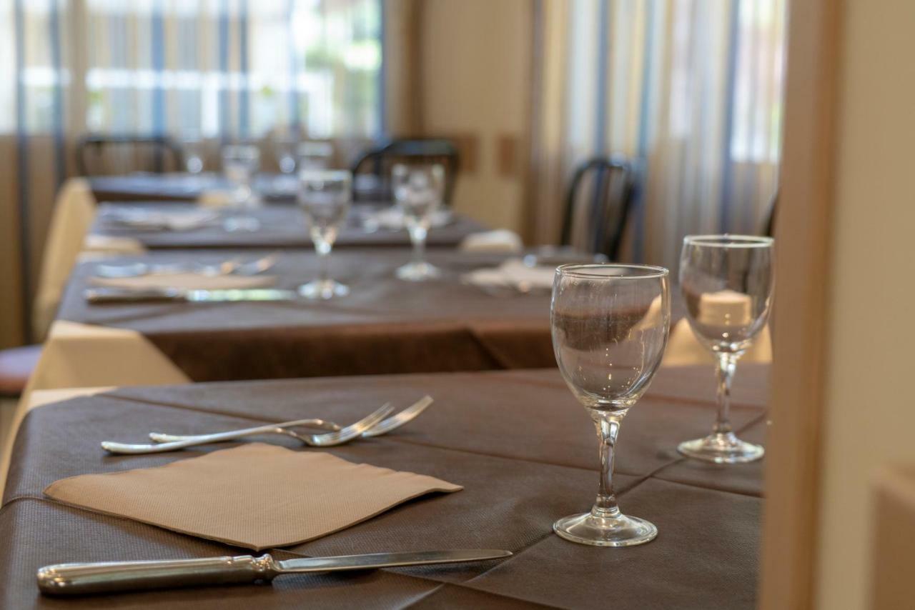Hotel Adigrat Riccione Ngoại thất bức ảnh